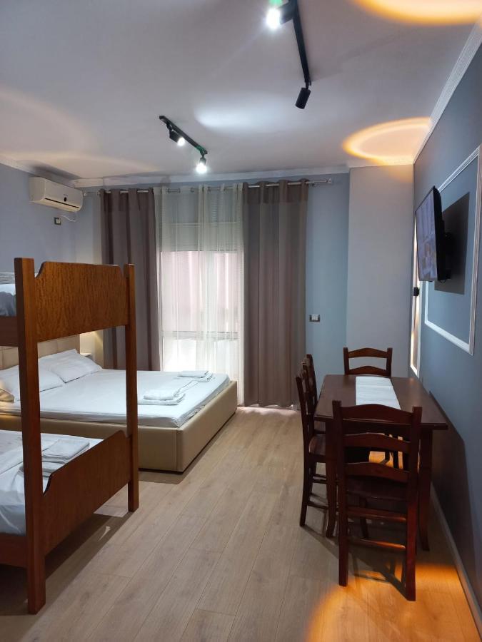 Lungomare Apartament Sea View Vlore Exterior photo